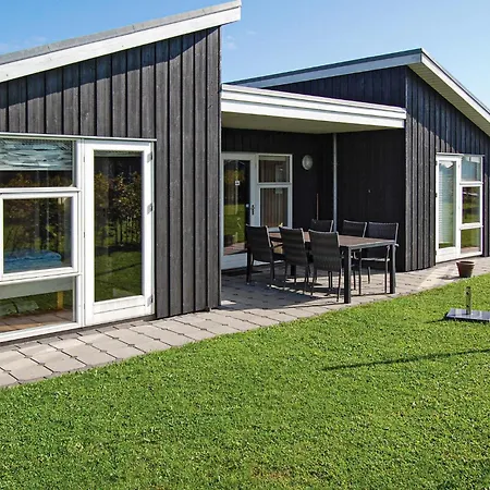 3 Bedroom Amazing In Haderslev Holiday home